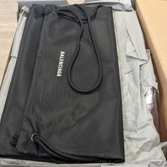 Men's Balenciaga "Track" Caged Mesh Sneakers White/Pink/Gray - Picture 8 of 8